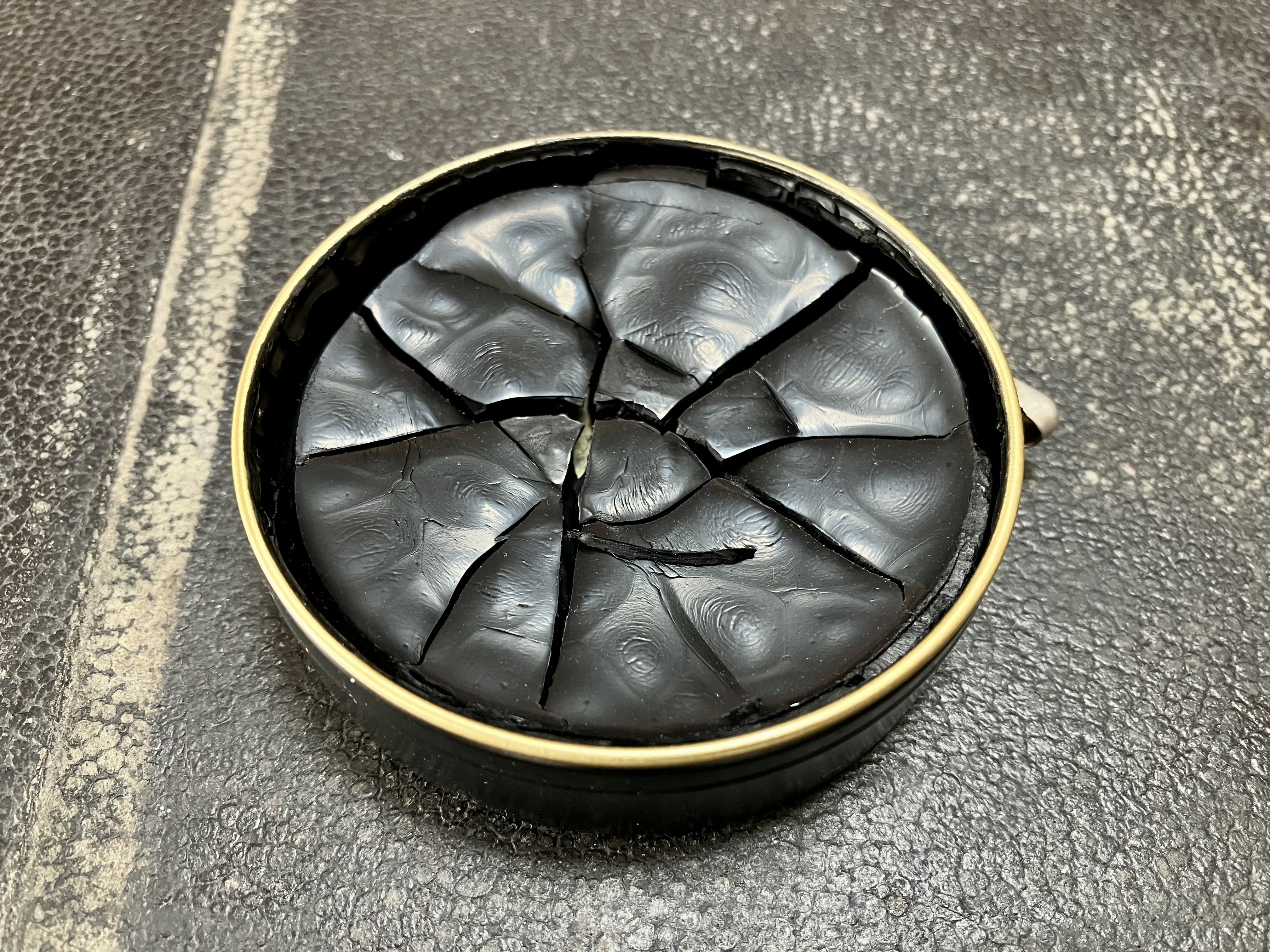 鏡面磨き　ハイシャイン　ドライワックス
