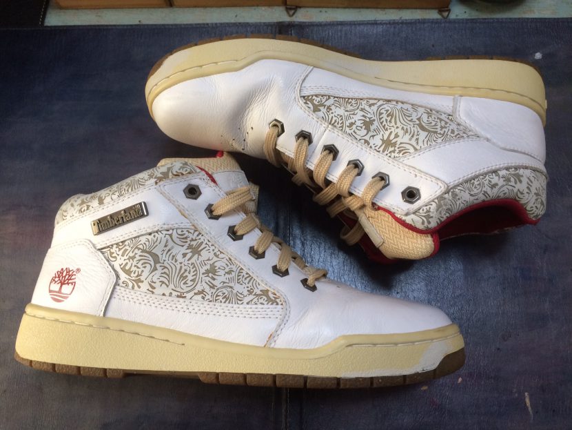 ティンバーランド スニーカー 黄ばみ落とし 靴磨き 靴修理 グラサージュ30