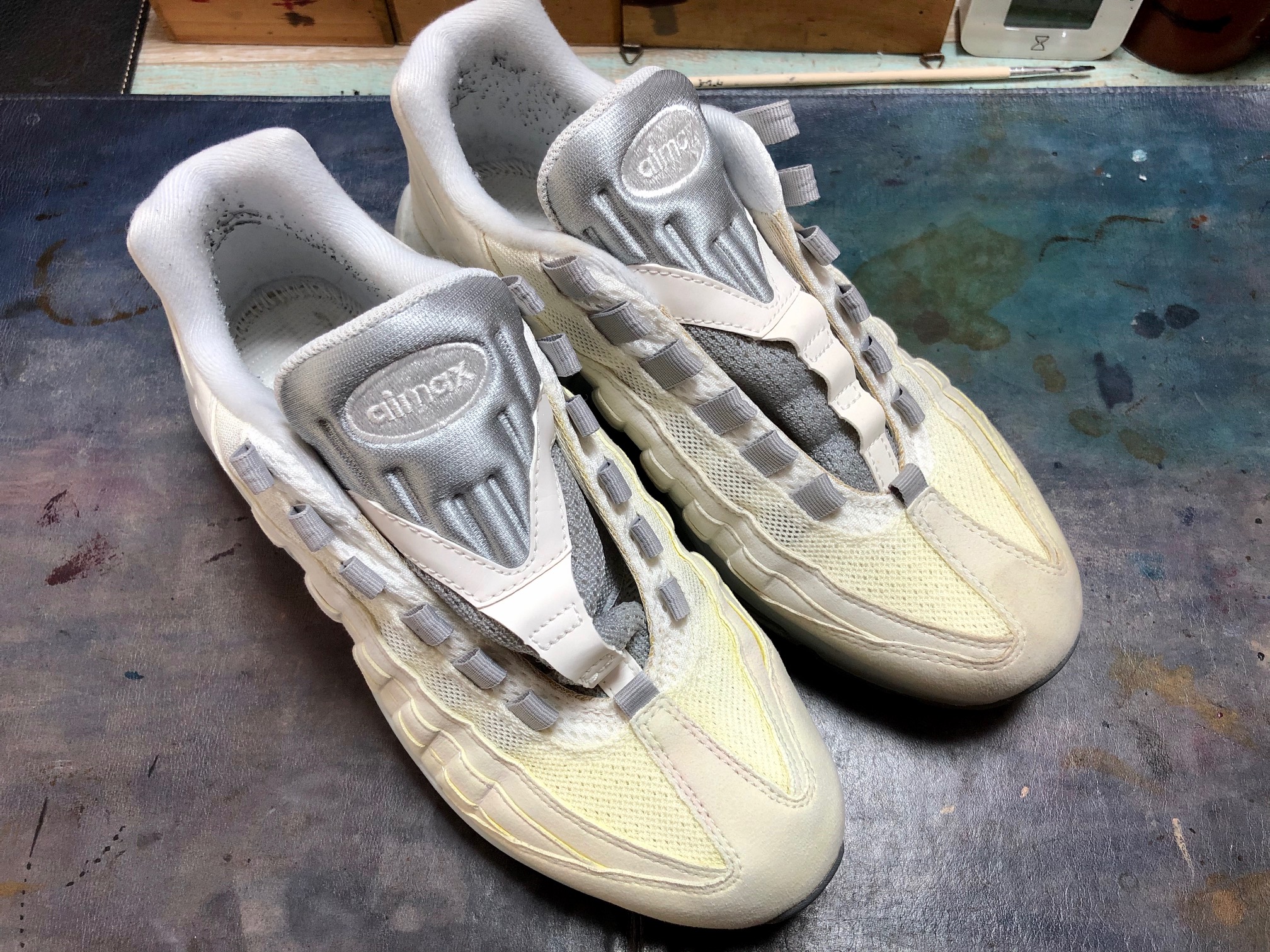 ナイキ エアマックス95 黄ばみ 変色 クリーニング 靴磨き 靴修理 グラサージュ30