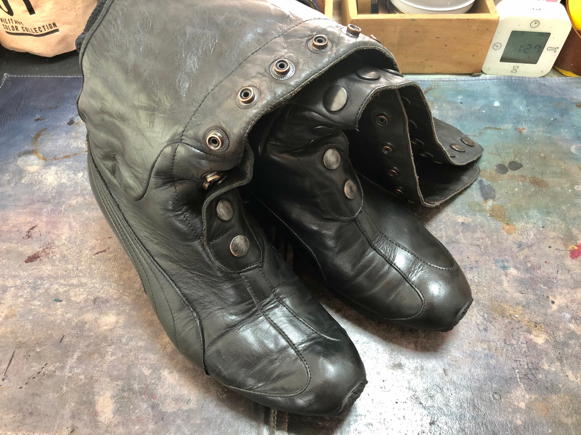 ロングブーツ　靴修理　オールソール