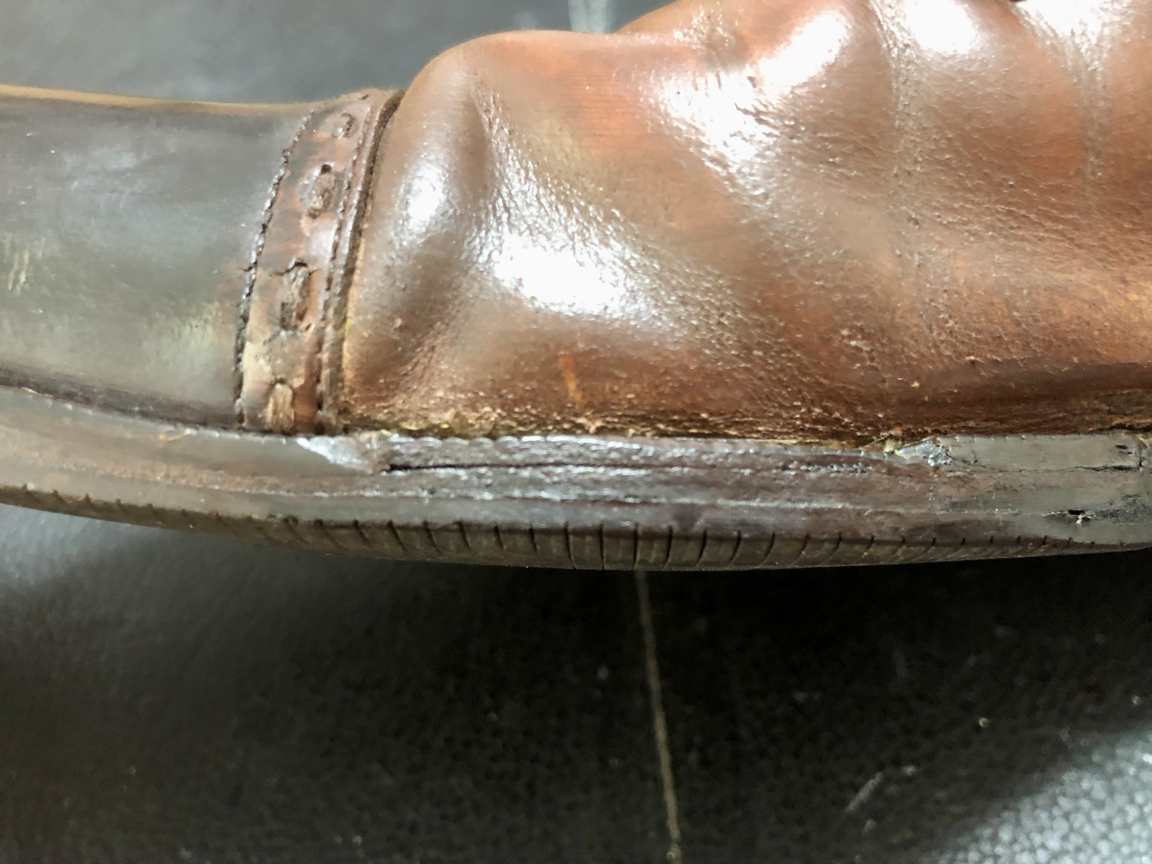 革靴　ソール　修理