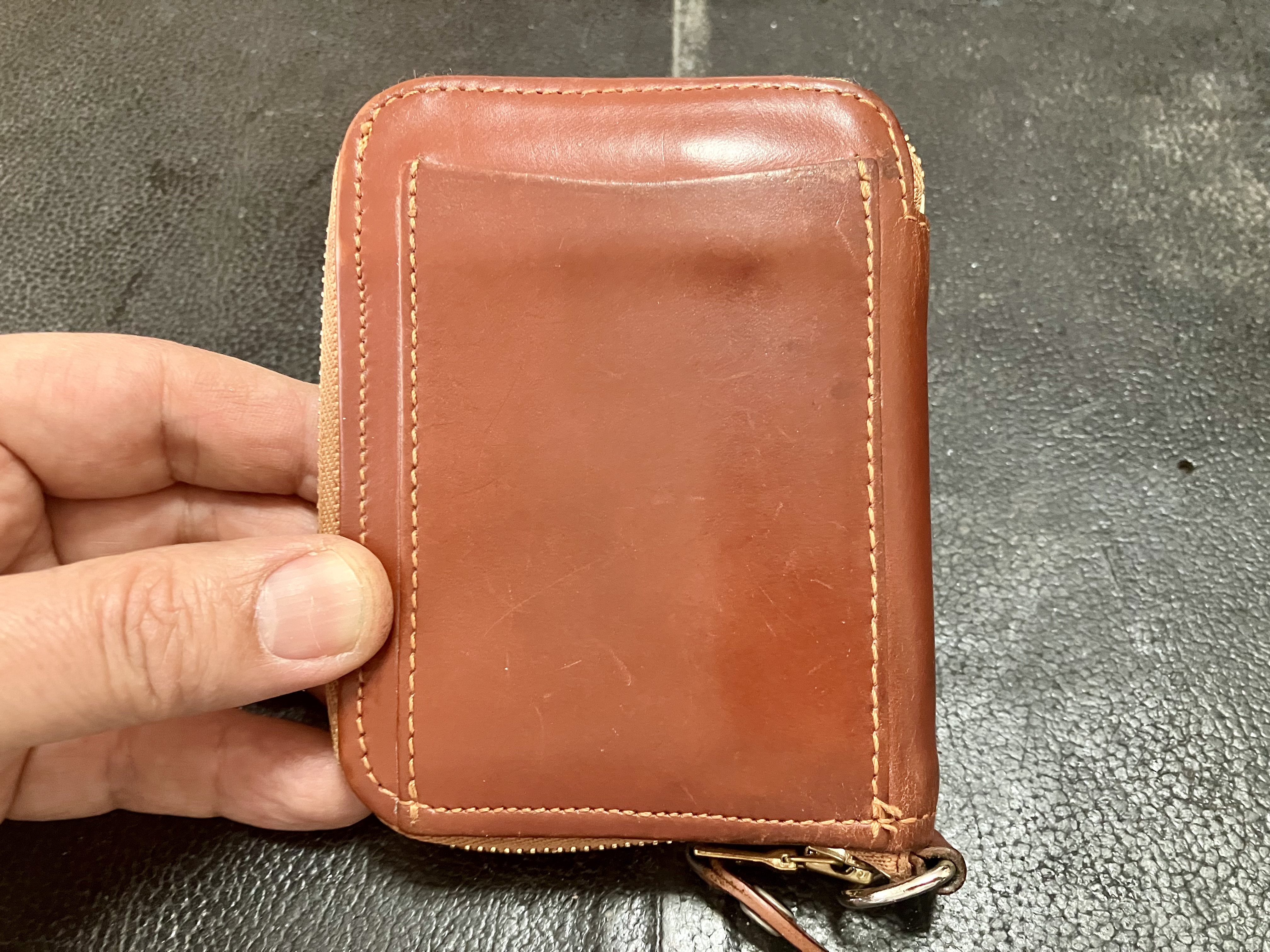 財布 染め直し シミ落とし