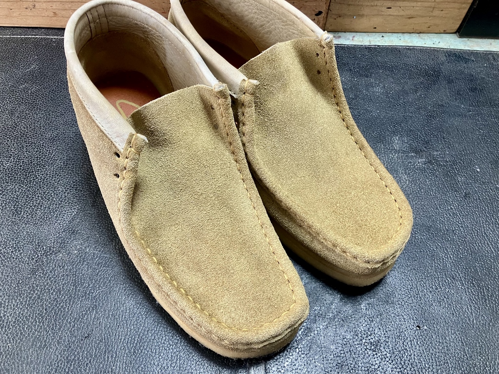 クラークス ワラビー スエード