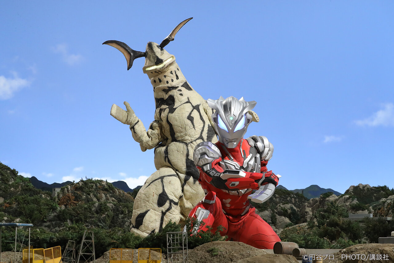 ウルトラマン　怪獣　エレキング