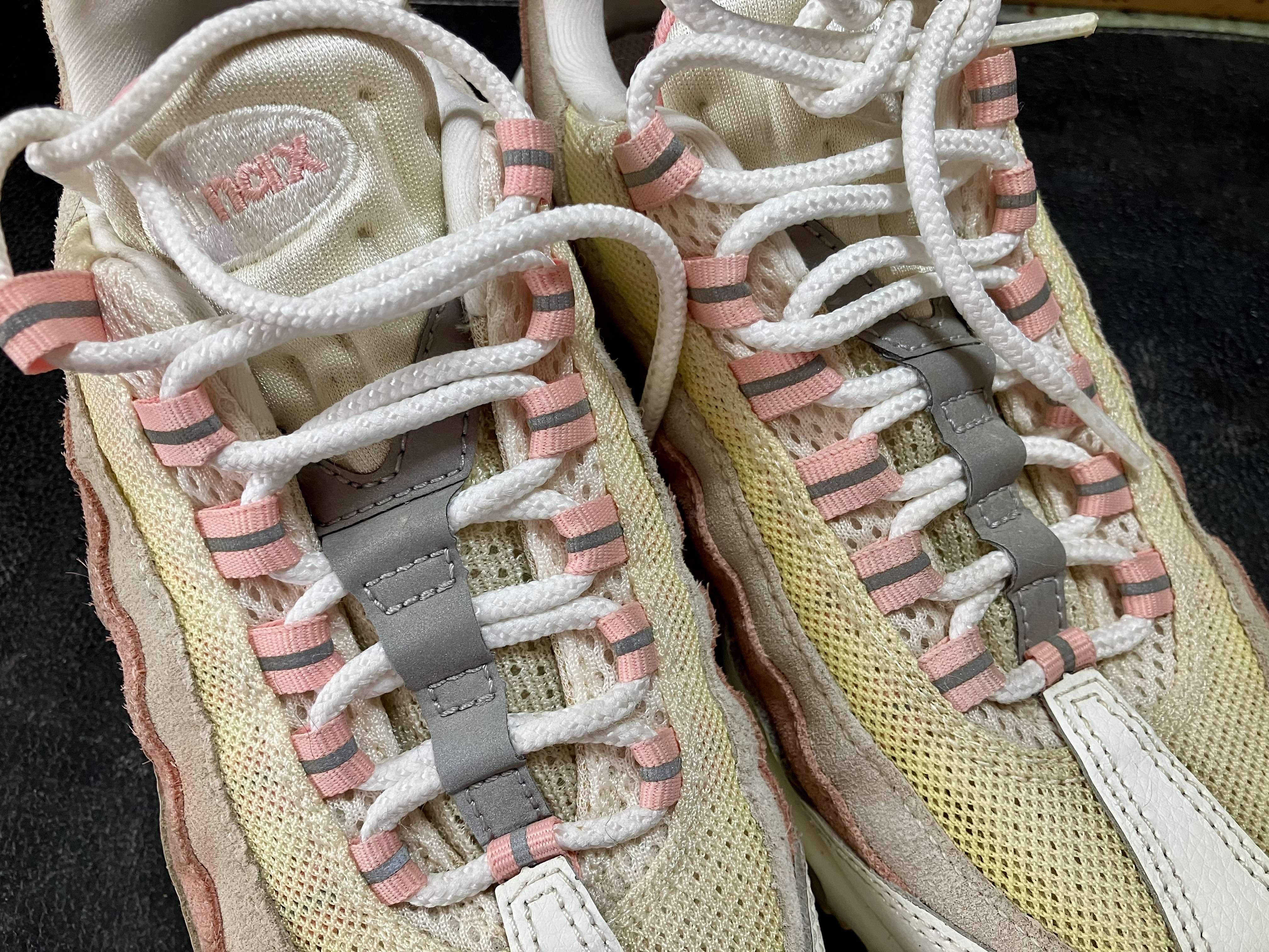 エアマックス95 メッシュ 黄ばみ