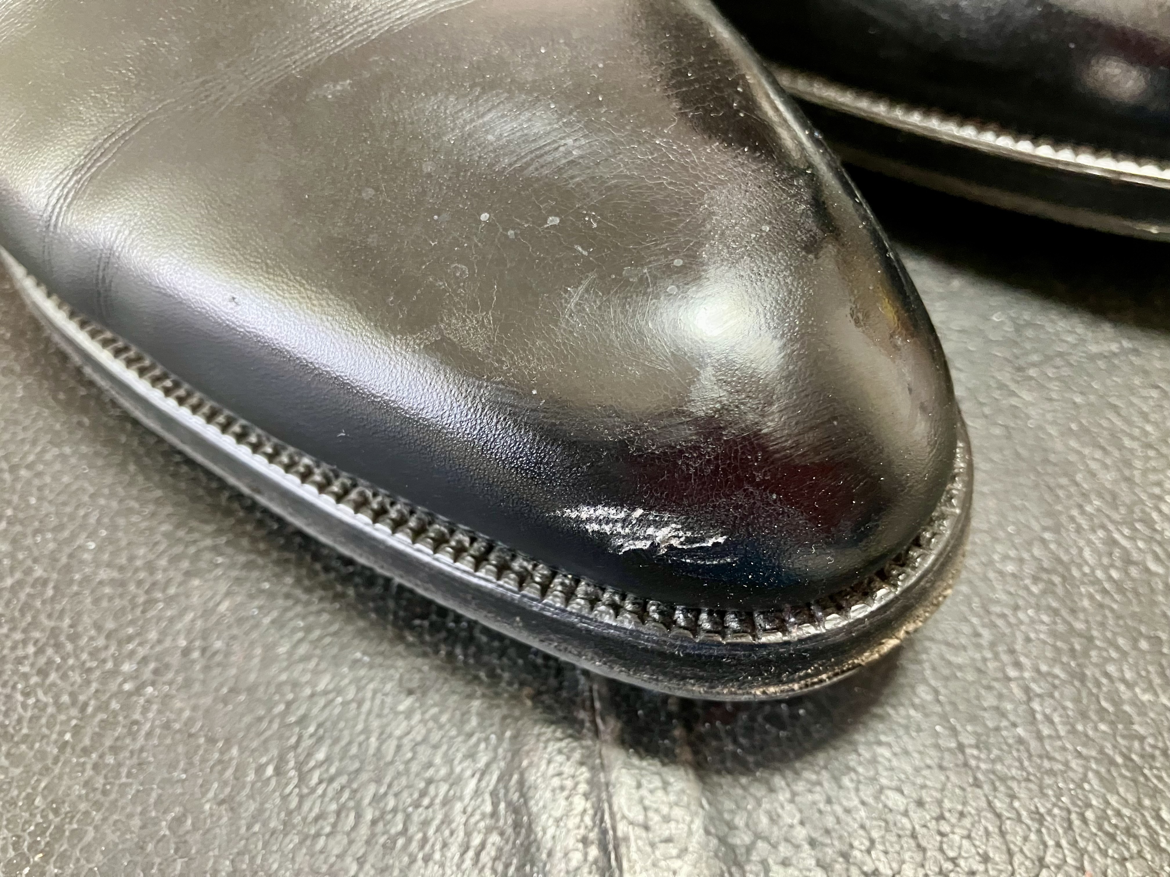 革靴 傷直し 傷消し