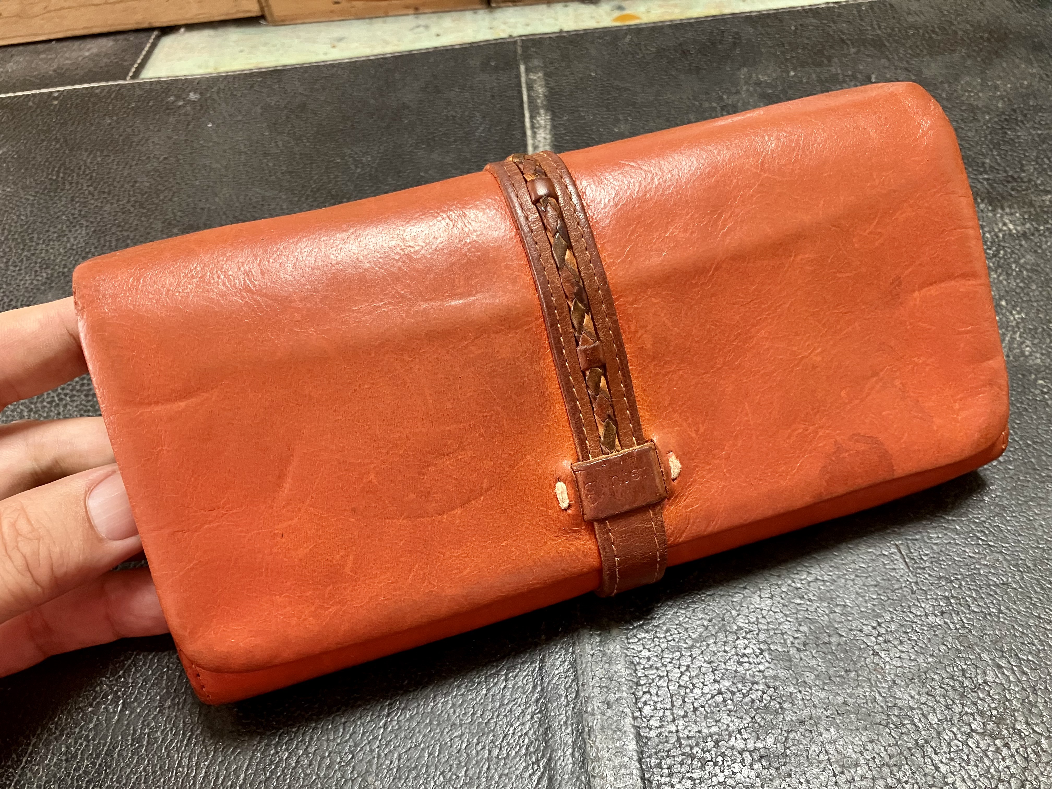 革財布　傷消し　色落ちカバー