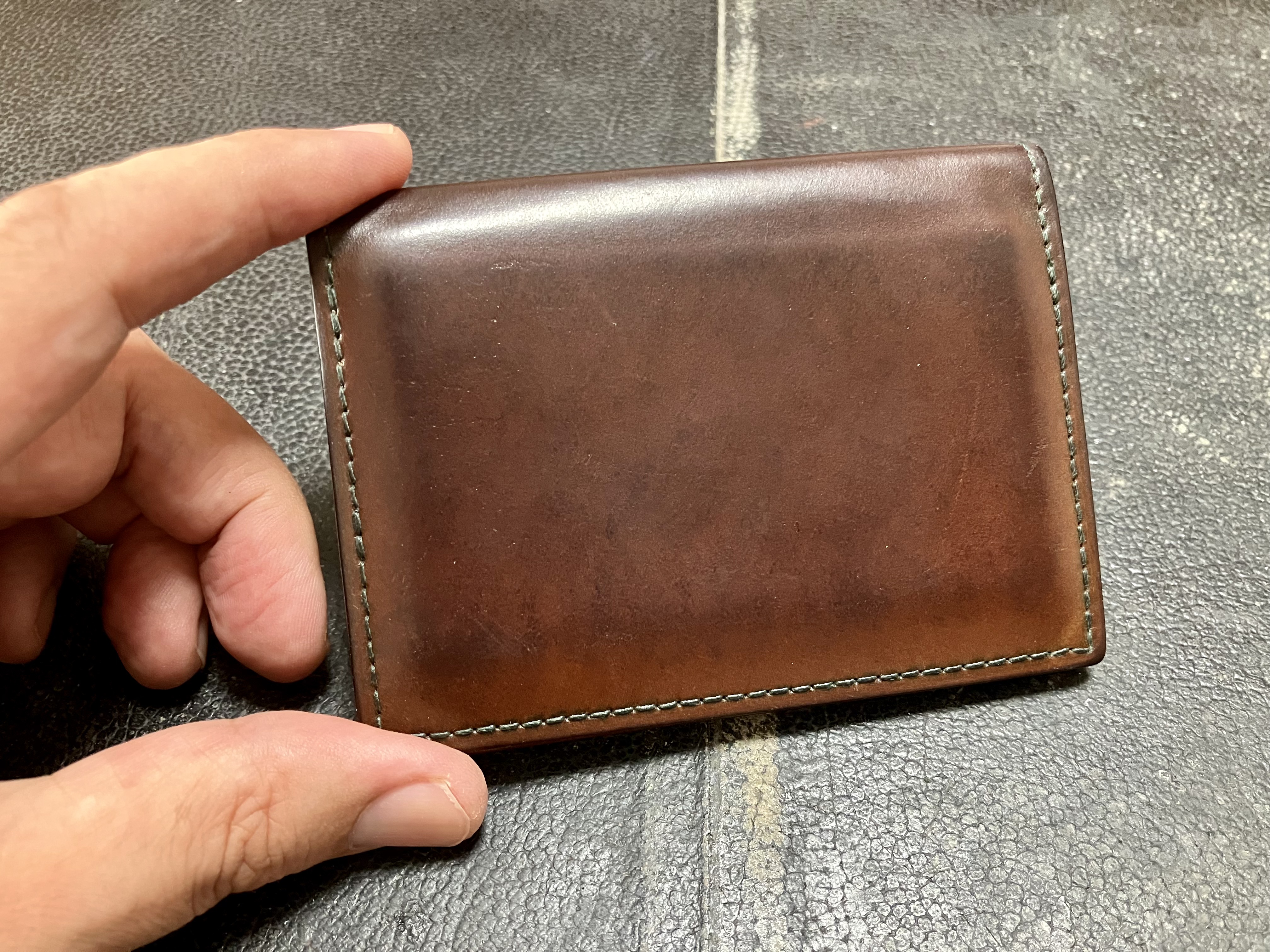 コードバン　名刺入れ　染め直し