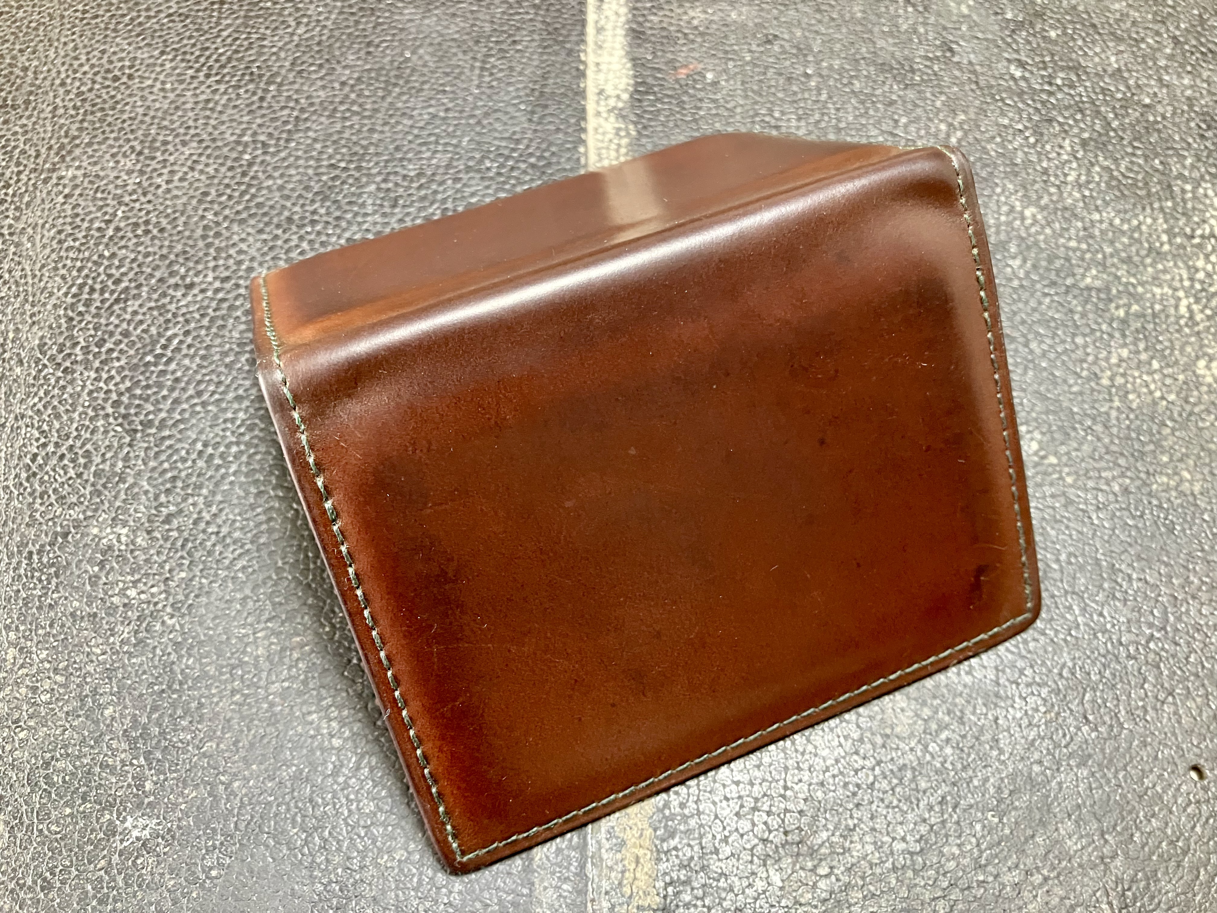 コードバン　名刺入れ　染め直し