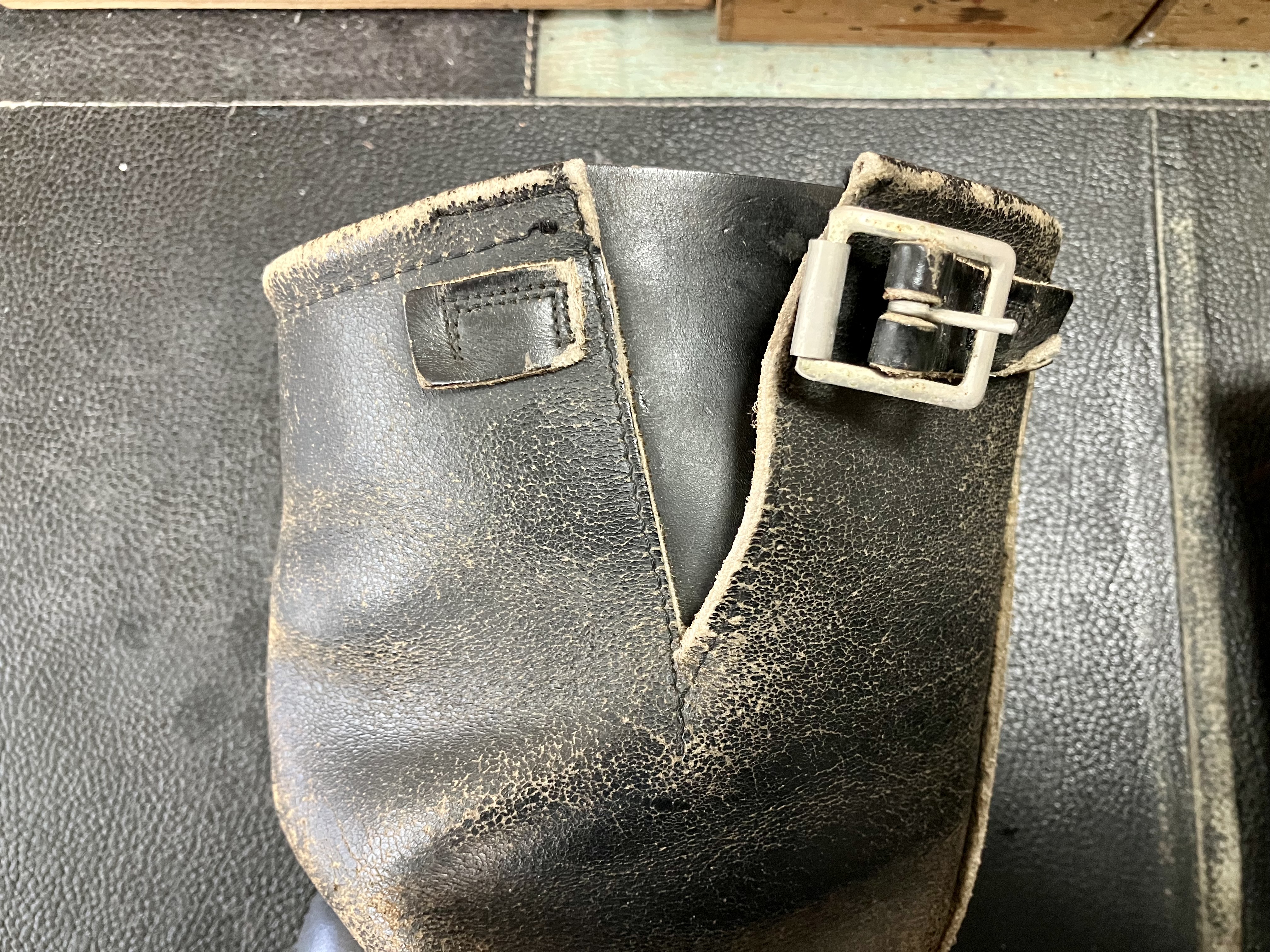 エンジニアブーツ ベルト修理 再生