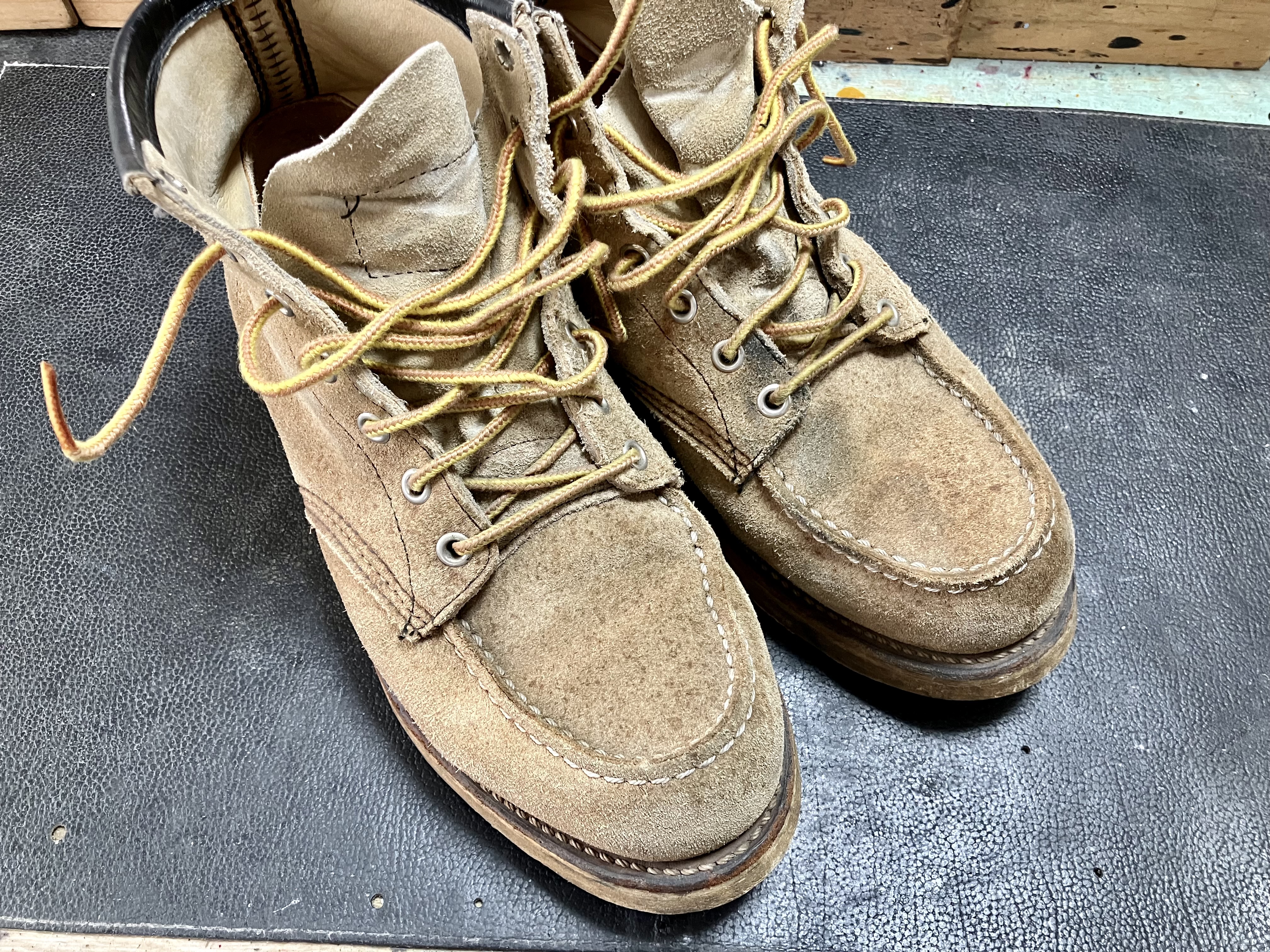 スエードブーツ　カビ落し　丸洗いクリーニング