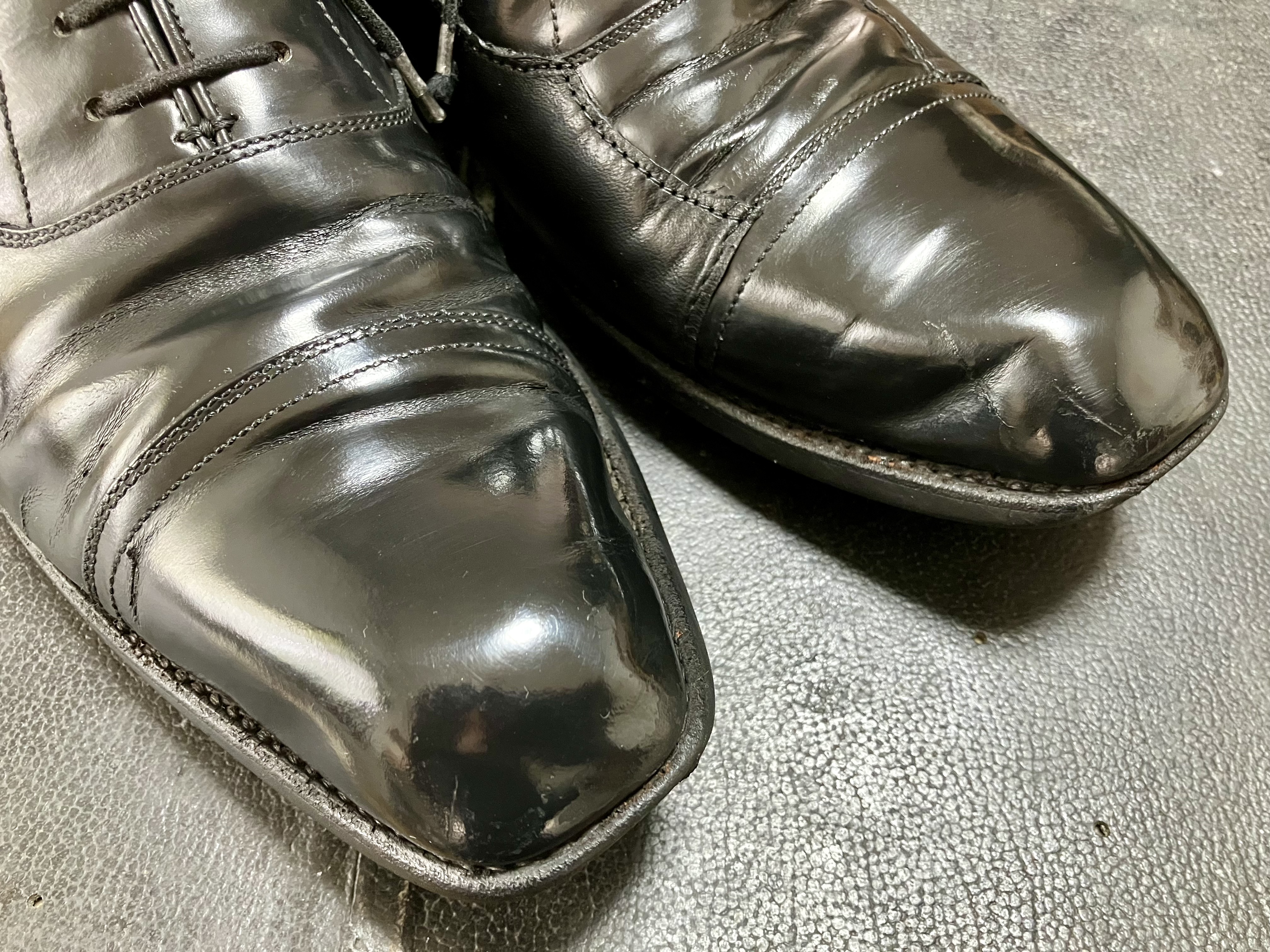 革靴　傷補修　リペア