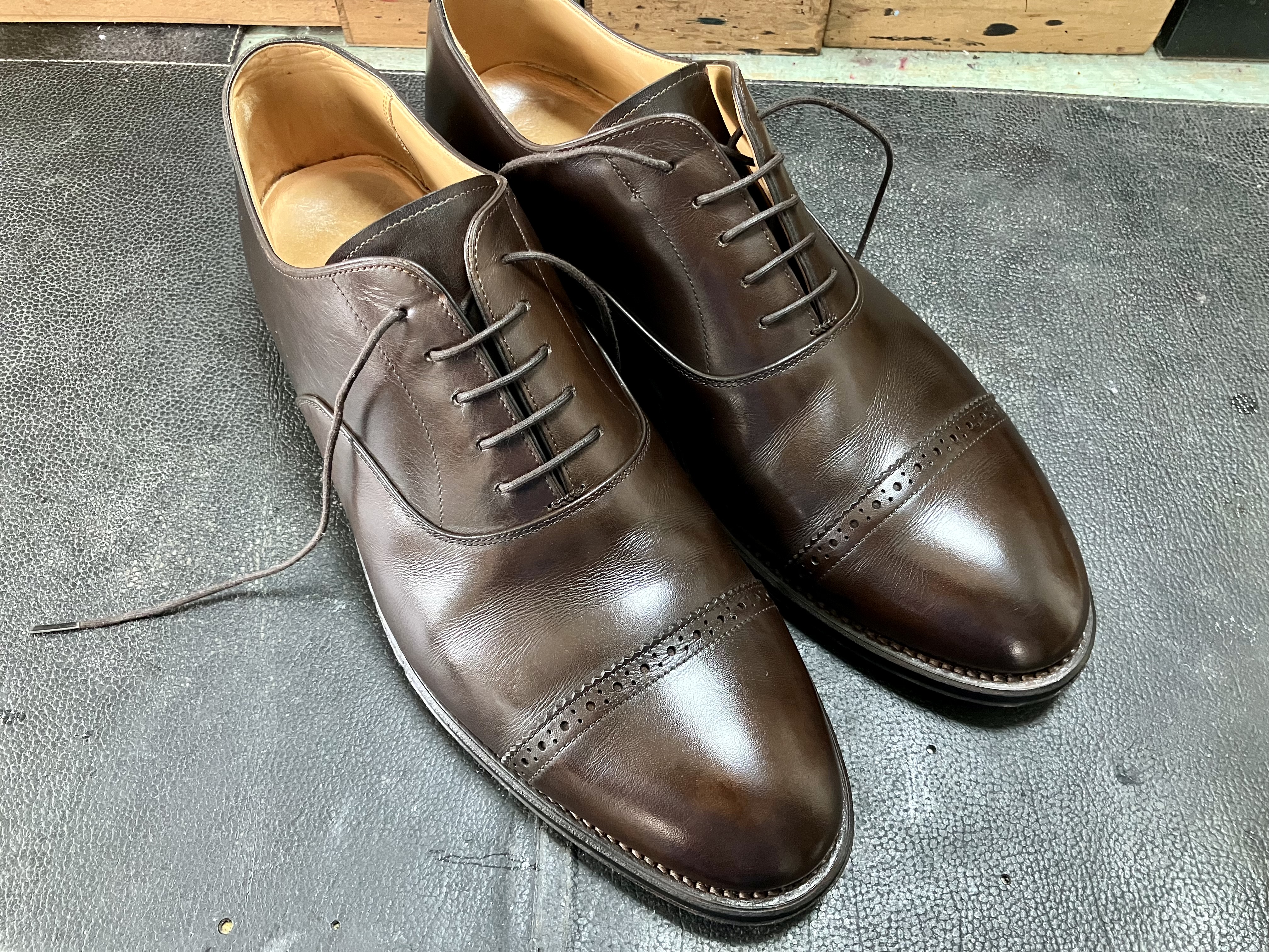 革靴　染め替え　ビスポークシューズ