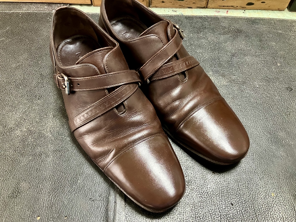 革靴　キズ直し　補修