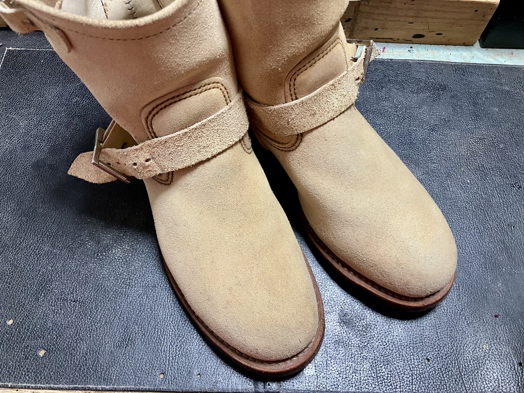 ラフアウトレザー　カビ落し　丸洗いクリーニング