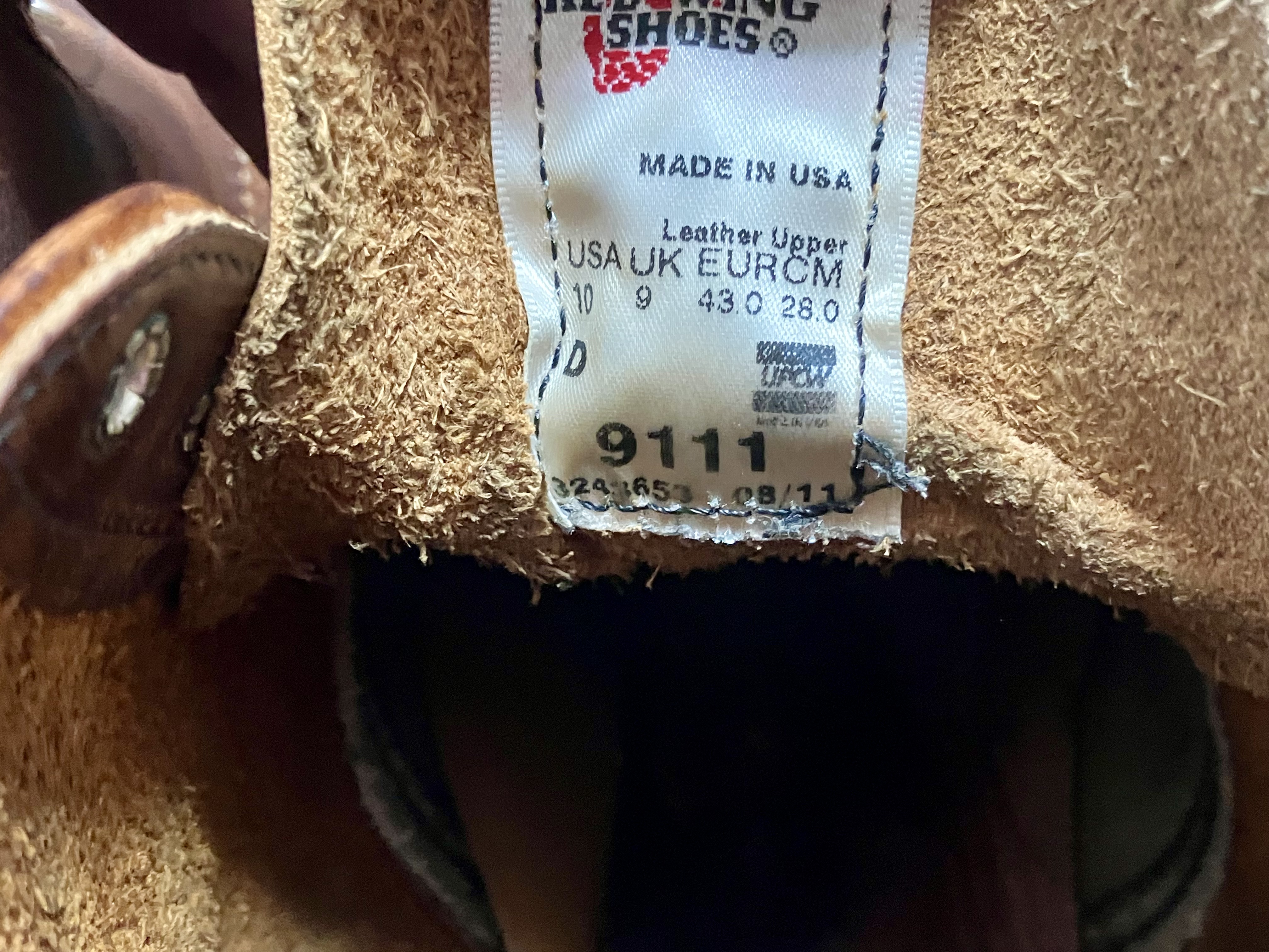 レッドウィング9111　カッパー・ラフアンドタフ　ヌバックブーツ