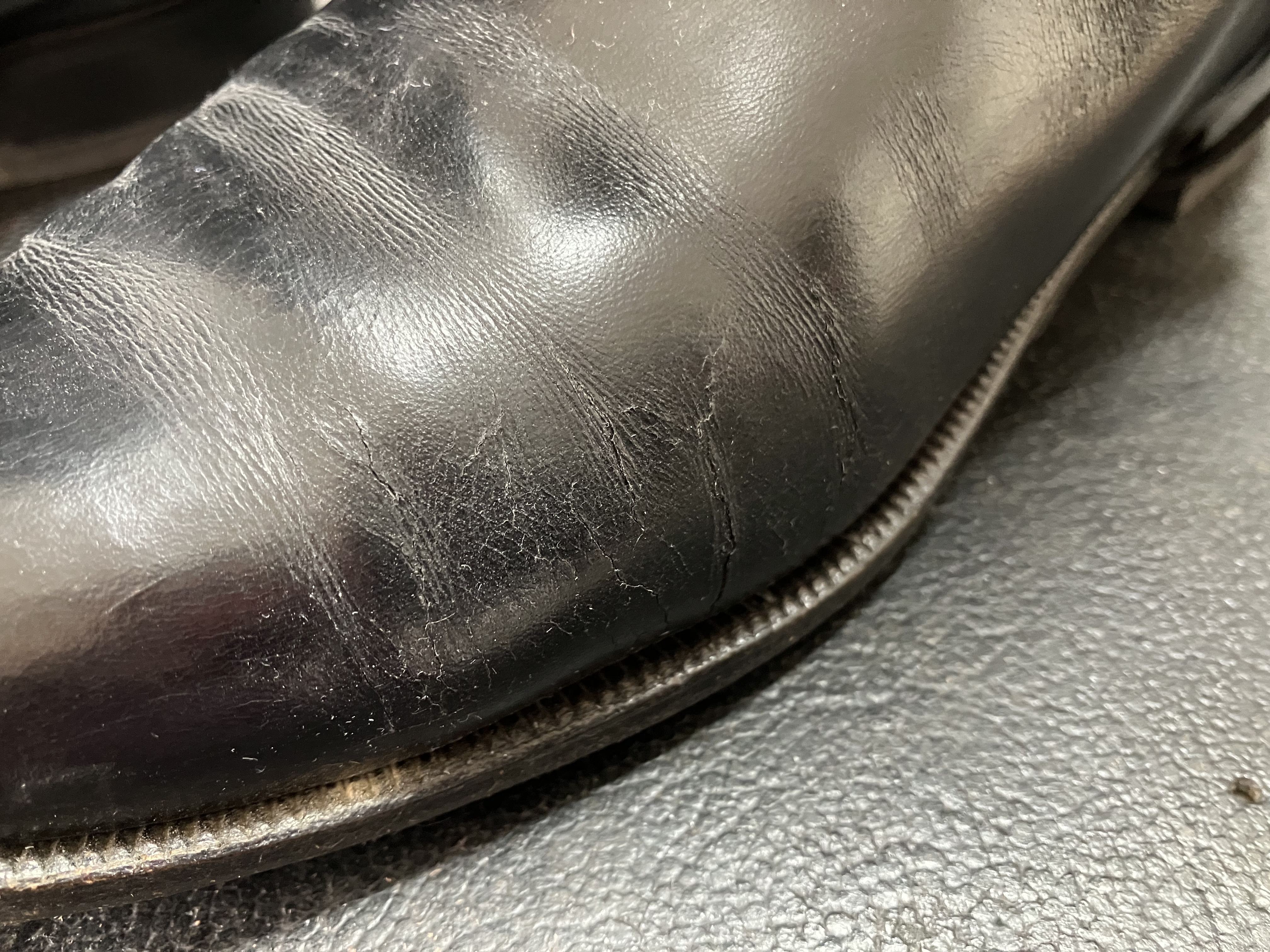 ブーツ ひび割れ Before