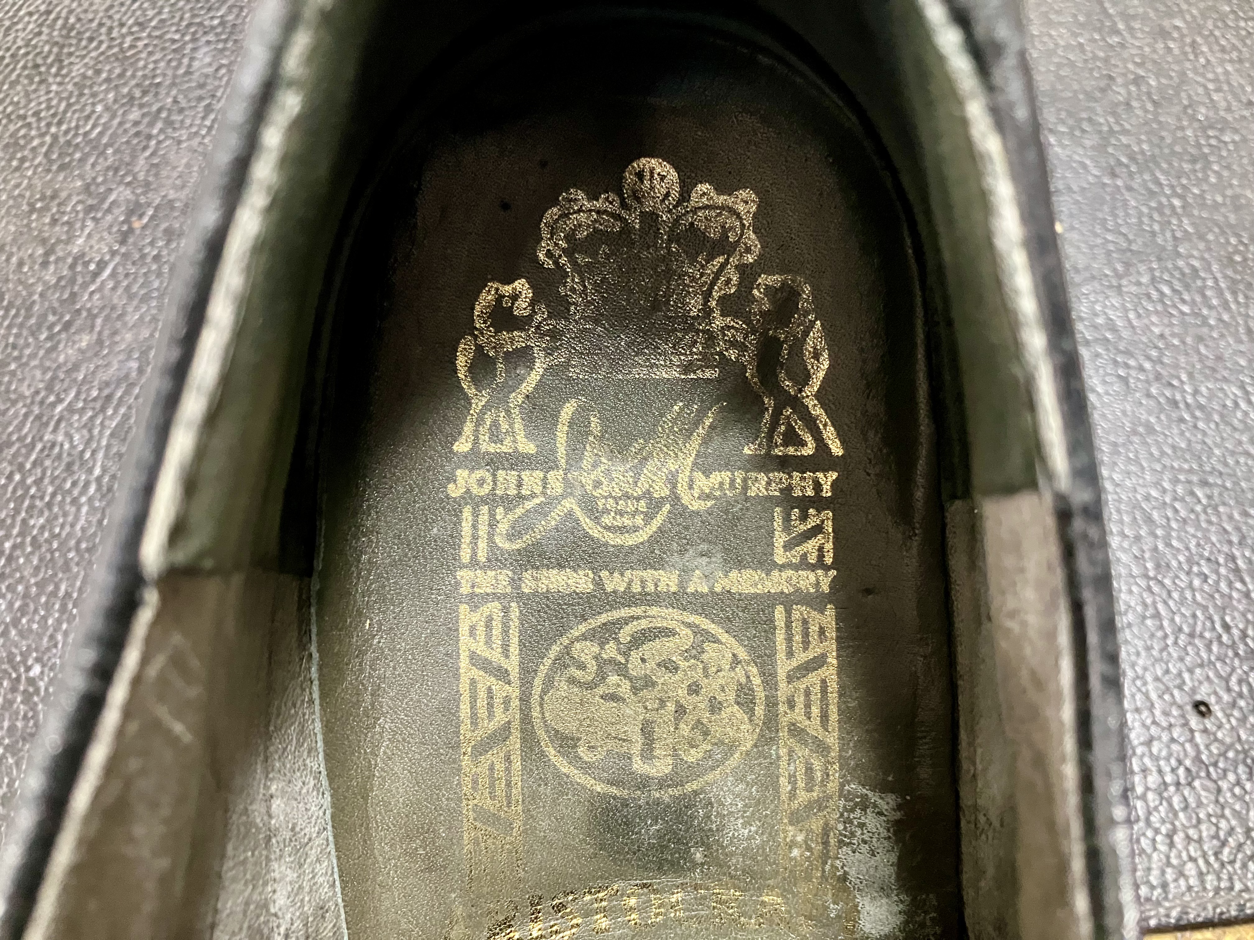 ジョンストン＆マーフィーのロゴ