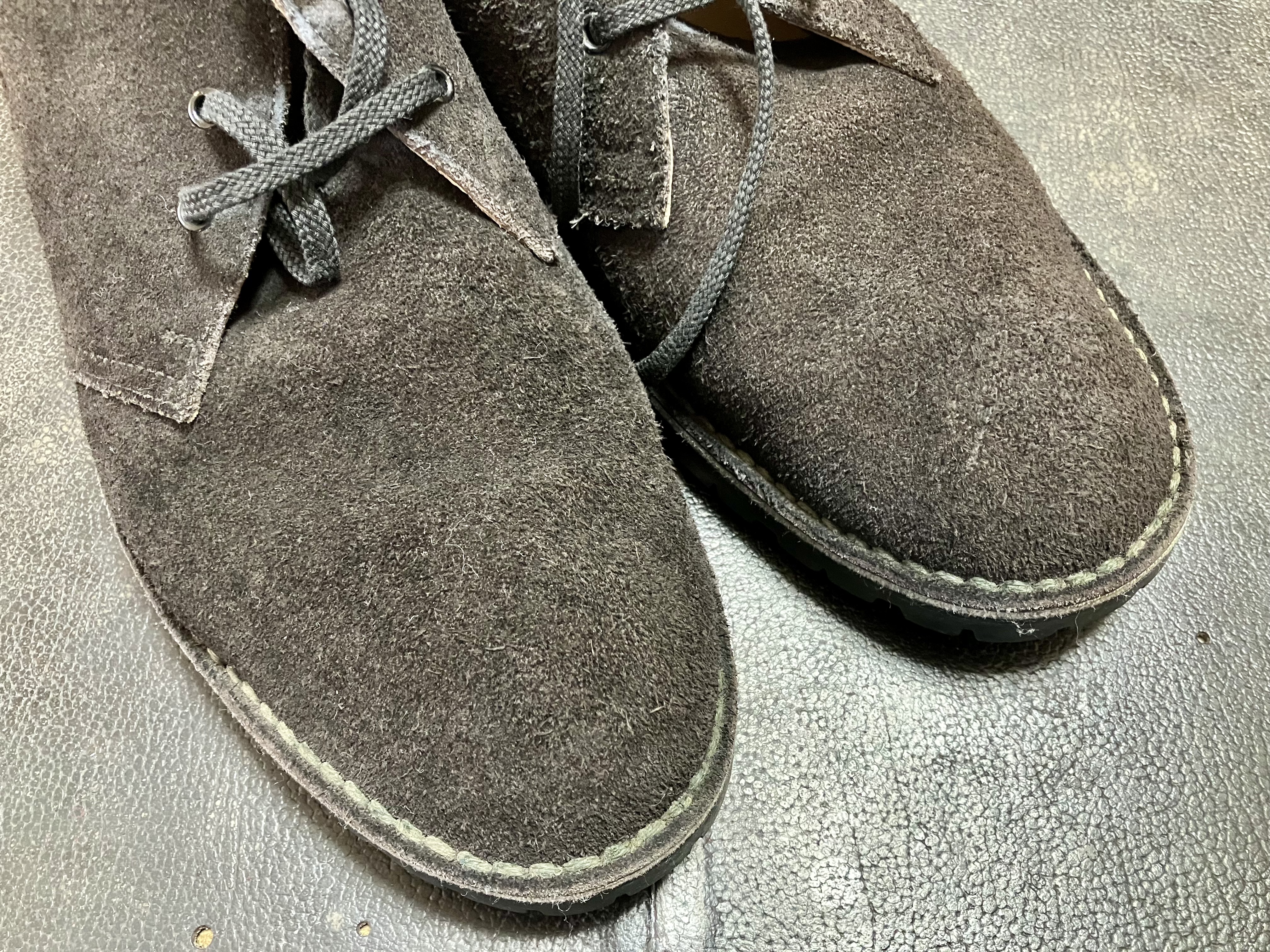 色あせ、退色が気になるスエードブーツ