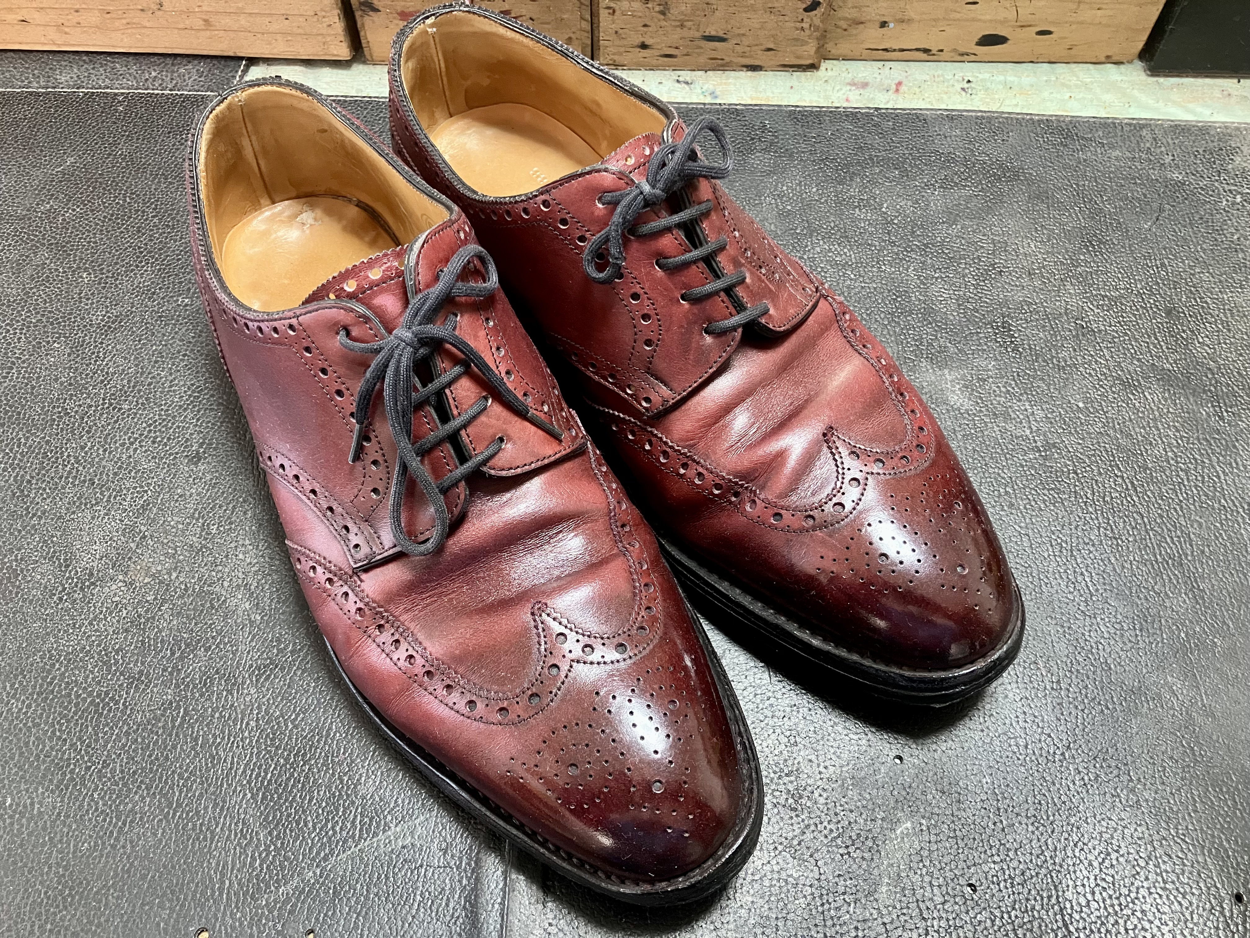 染め替え前のジョンロブ