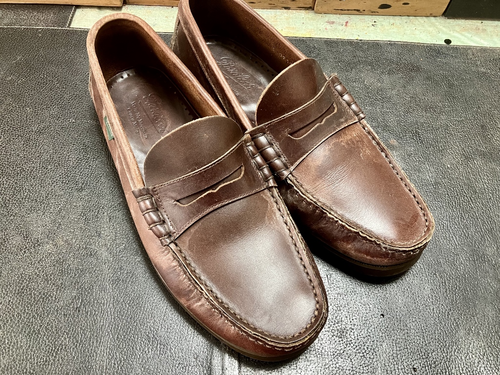 お手入れ、メンテナンス前のパラブーツのローファー