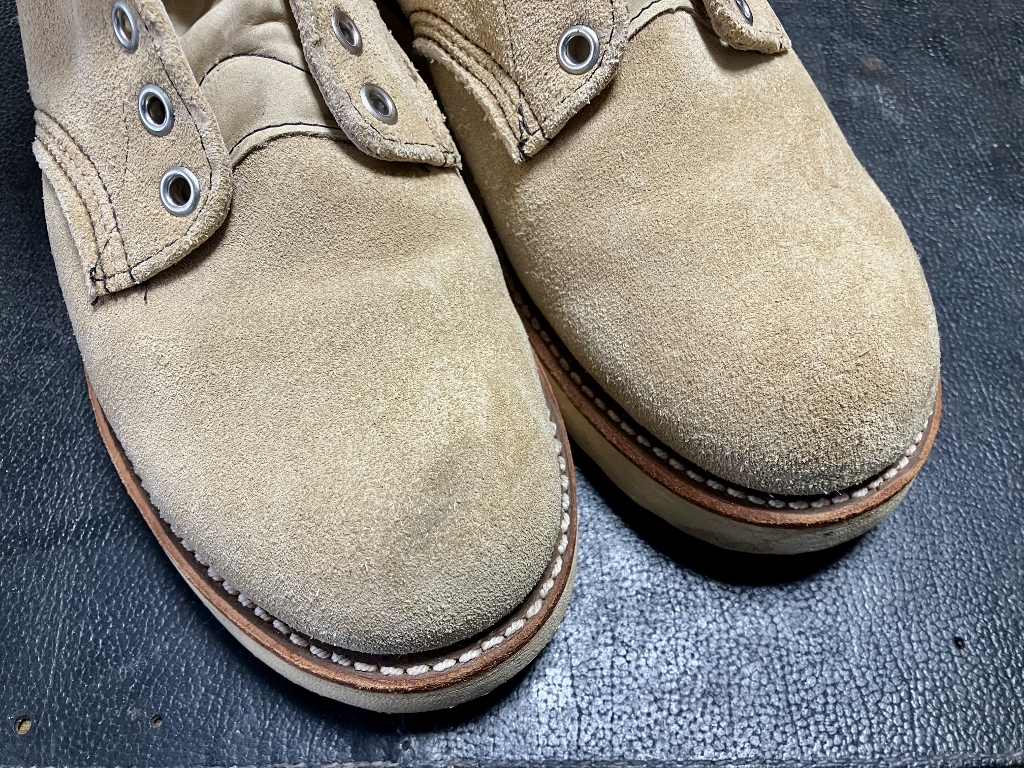 ベージュスエード、ラフアウトレザーを染め替え